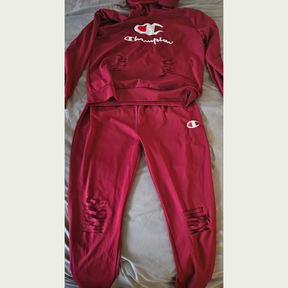 Champion Track Suit - Picture 4 of 4
